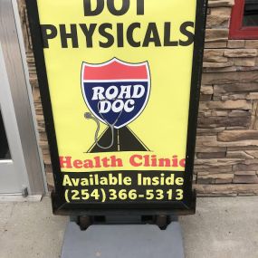 Bild von Quick DOT/ CDL Physicals, Medical Cards, & More 24-7; Road Doc at the Truck Stop