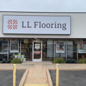 LL Flooring #1040 San Diego | 7930 Miramar Road | Storefront