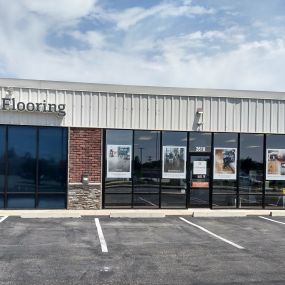 LL Flooring #1413 Kansas City | 2618 NE Vivion Road | Storefront