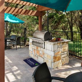 Barbeque grill with outdoor dining area