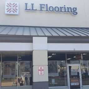 LL Flooring #1391 Fort Walton Beach | 99 Eglin Parkway | Storefront