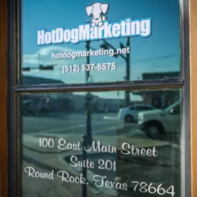 Bild von Hot Dog Marketing - Headquarters
