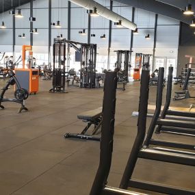 Basic-Fit Heerlen Ten Esschen 24/7 - free weight zone