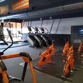 Basic-Fit Alkmaar Oosterweezenstraat - cardio zone