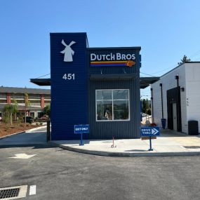 Dutch Bros Roseburg, OR (Harvard)