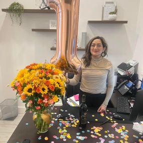 Happy anniversary Elizabeth! ????Congratulations on achieving your 1 year anniversary with us! We are so glad to have you as part of the team and we are thankful for all you have contributed in the past year. Here is to another successful year!