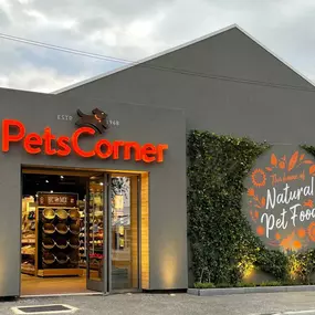 Pets Corner Crawley Exterior