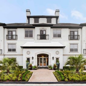 Entrance of Camden Midtown Apartments in Houston, TX