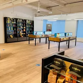 Bild von Ascend Cannabis Dispensary - Newton