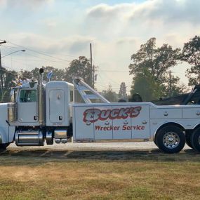 We offer Semi Truck Roadside Assistance!