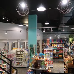 The Modern Paws is a locally owned family operated business in  Florida. We are a one-stop pet store offering a personalized customer experience to every visitor that walks through our door.