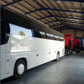 Alfotrailer_Autobuses_Almendralejo_Badajoz.jpg