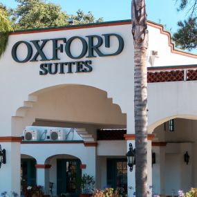 Oxford Suites Pismo Beach