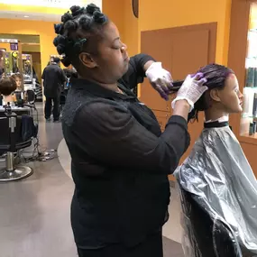 Bild von Empire Beauty School