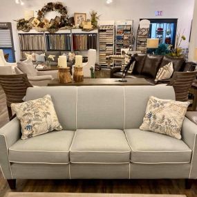 Curated Fine Furnishings & Design – 513.683.2233
Experience the DIFFERENCE!
Experienced Designers – Call or Come Visit!