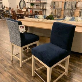 KINCAID COUNTER HEIGHT STOOLS
Curated Fine Furnishings & Design – 513.683.2233
Experience the DIFFERENCE!
Experienced Designers – Call or Come Visit!