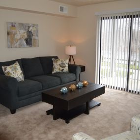 Green Ridge Apartments Living Room