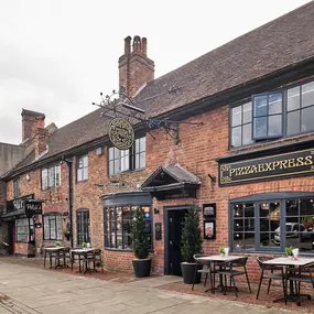 PizzaExpress Beaconsfield London End