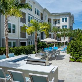 Summer Kitchen with BBQ Grills at Waverly Terrace luxury apartments in Temple Terrace, FL