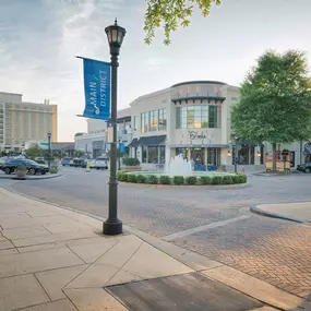 North hills shopping exterior