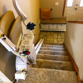 A customer located in Jenison, MI contacted Amramp of MI in order to have this stairlift installed.