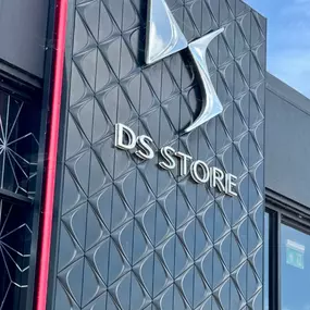 Evans Halshaw DS Salon Cardiff Dealership Exterior Signage