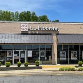 LL Flooring #1302 Gastonia | 2930 E Franklin Blvd | Storefront