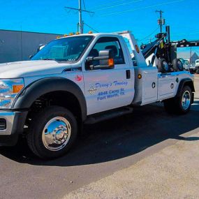 Dennys Towing Arlington Texas Heavy Duty towing service