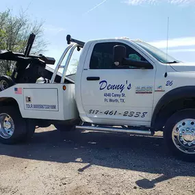 Dennys Towing Arlington Texas Heavy Duty towing service