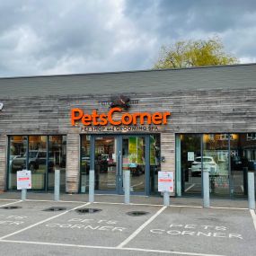 Pets Corner Addlestone Exterior