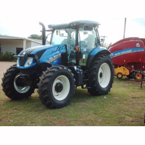 Bild von Collins Tractor and Equipment, Inc.