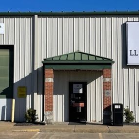 LL Flooring #1166 Evansville | 1200 North Willow Road | Storefront