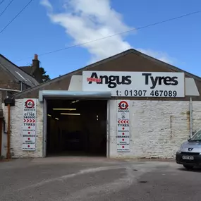 Bild von ANGUS TYRES LIMITED