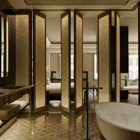 Grand Suite - Bathroom