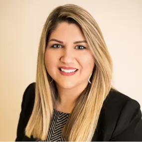 Attorney Lindsey Olsen