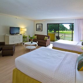 Miami Lakes Hotel and Golf Double Queen Room