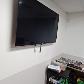 Ace Handyman Services Cherry Creek TV Mounted to Wall