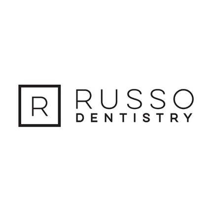Logotipo de Russo Dentistry