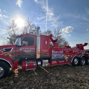 Bild von Davis Towing & Tire