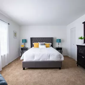 The Lodge Apartments Bedroom