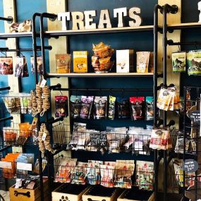 Do you need travel products for your pets? Paws on Main will deliver everything from food and supplements to treats, clothing, bedding and travel gear to keep your animals happy and healthy while on the journey.