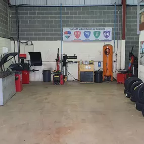GW Auto Centre | Wakefield Tyres