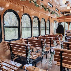 Wedding Trolley Classic Wood interior