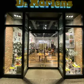 Bild von Dr. Martens Fashion Valley