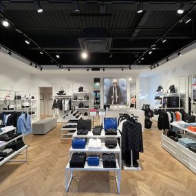 Bild von KARL LAGERFELD Outlet