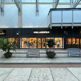 Bild von KARL LAGERFELD Outlet - CLOSED