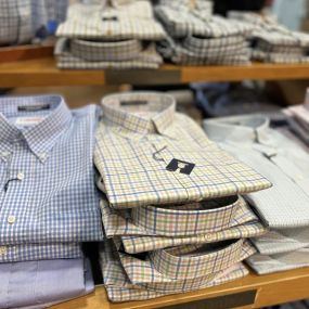 Father’s day is right around the corner! ????
Stop in and let our crew help fit you with the perfect gift for dad this Father’s day!
From high quality dress shirts, classic spring/summer ☀️ wear, or gear to get out and enjoy nature we got you covered!
Stop into Jesse Brown’s now or hit the link below  ⬇️ and shop our online website!