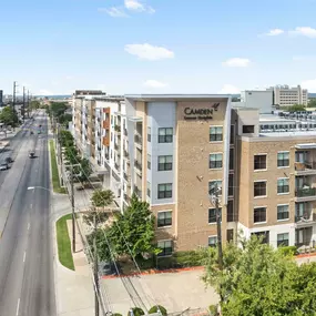 View of Camden Lamar Heights along North Lamar