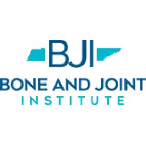 Quality medical care should not just be available, it should be convenient. That’s why we brought our nationally ranked orthopedic team closer to where our patients work and live. Whether you’re suffering from joint pain, bone fractures or sports injuries, our specialists are here, so you can walk-in, be treated and get back to doing what you do. Patients will receive state-of-the-art care by orthopedic trained, mid-level providers.