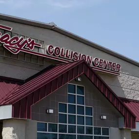 Bild von Tracy's Collision Center of Lincoln